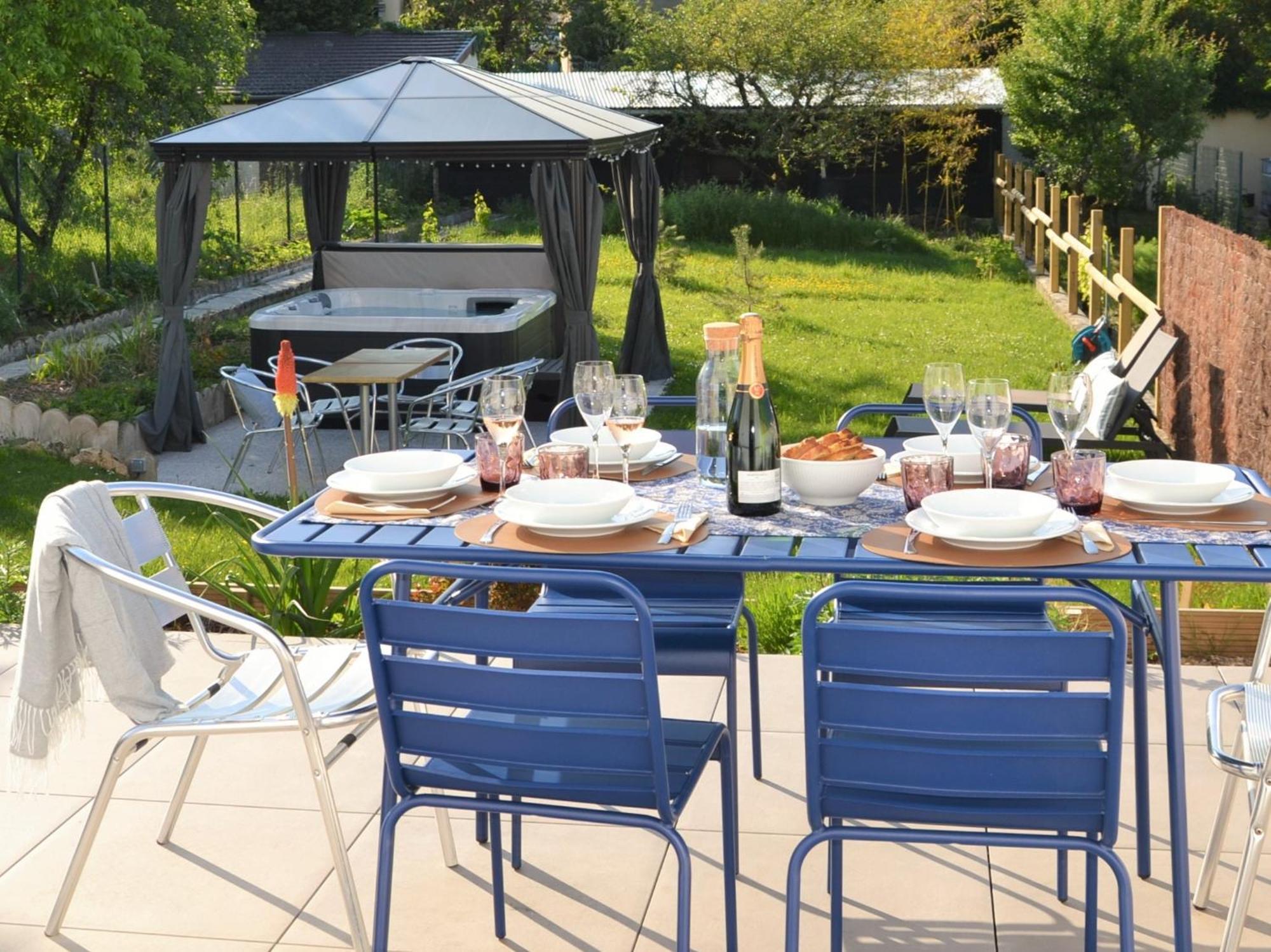 Le Cemarose: Spa, Jardin, Terrasse Et Jolie Vue Au Coeur D'Épernay Dış mekan fotoğraf