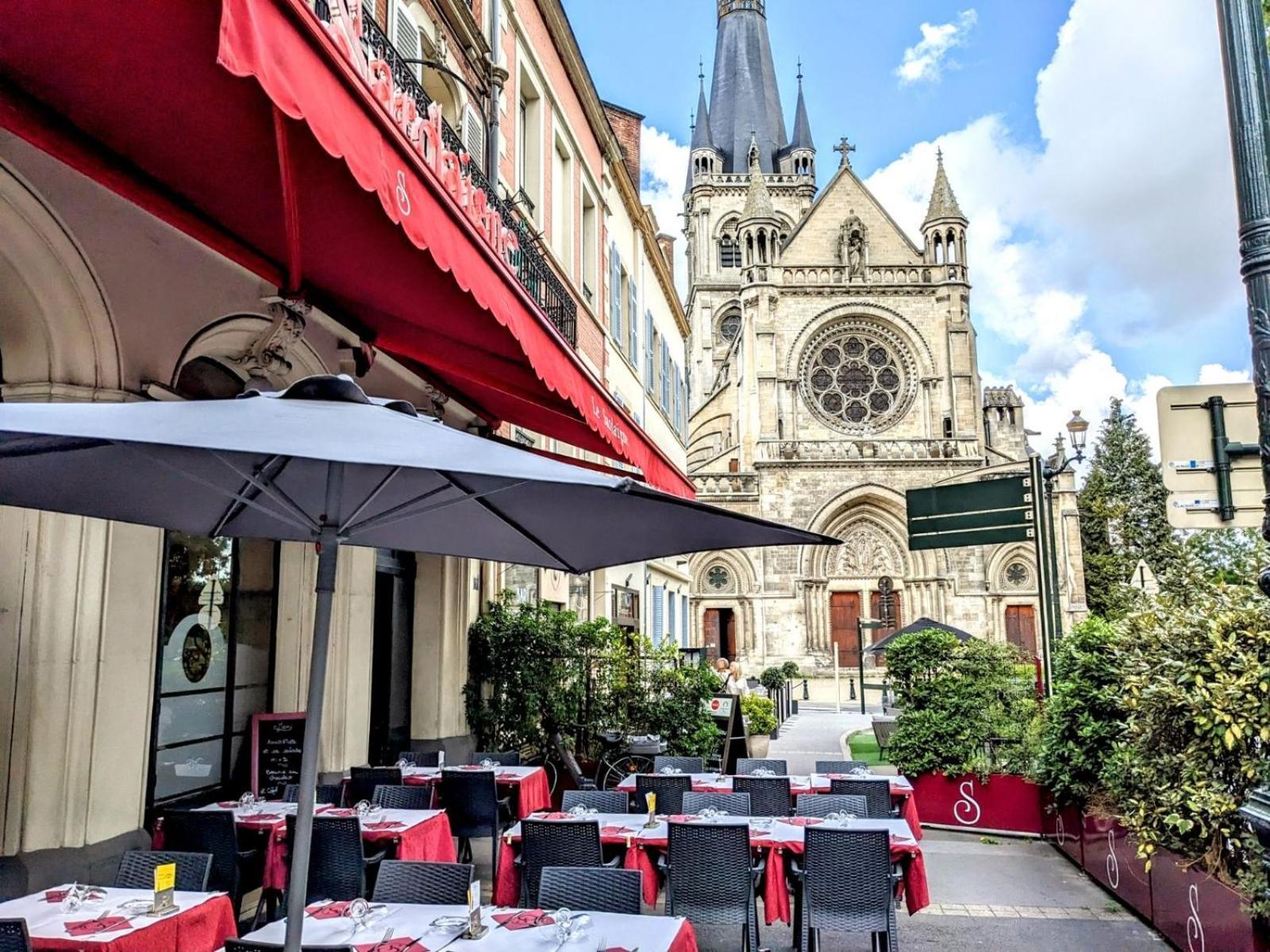 Le Cemarose: Spa, Jardin, Terrasse Et Jolie Vue Au Coeur D'Épernay Dış mekan fotoğraf